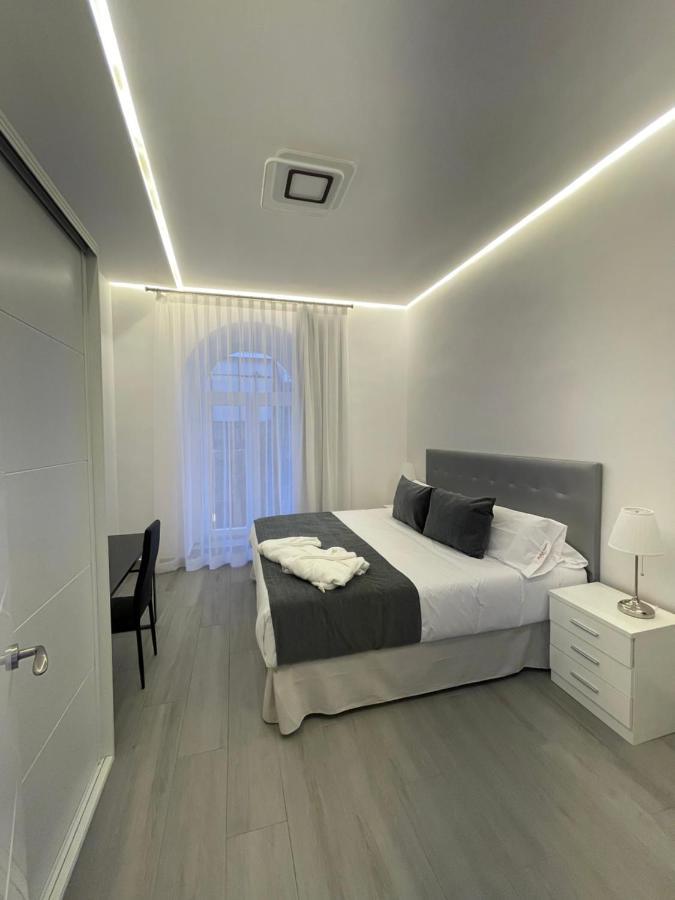 Suara Apartamentos 1 Madrid Exterior photo
